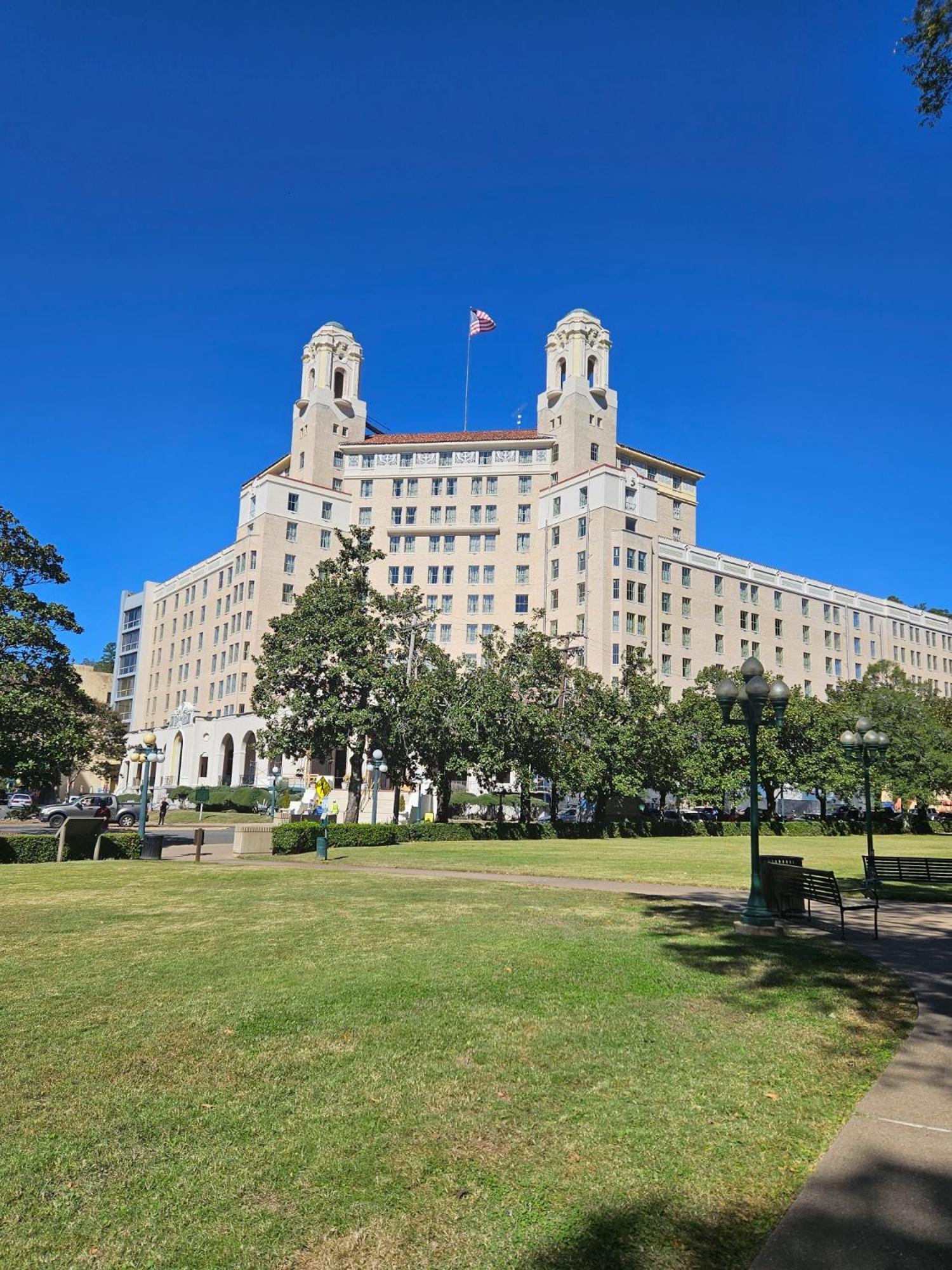 Arlington Resort Hotel & Spa Hot Springs Exterior foto